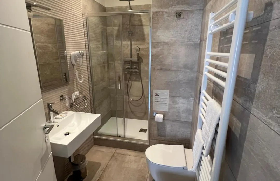 Maqueda Suites-1