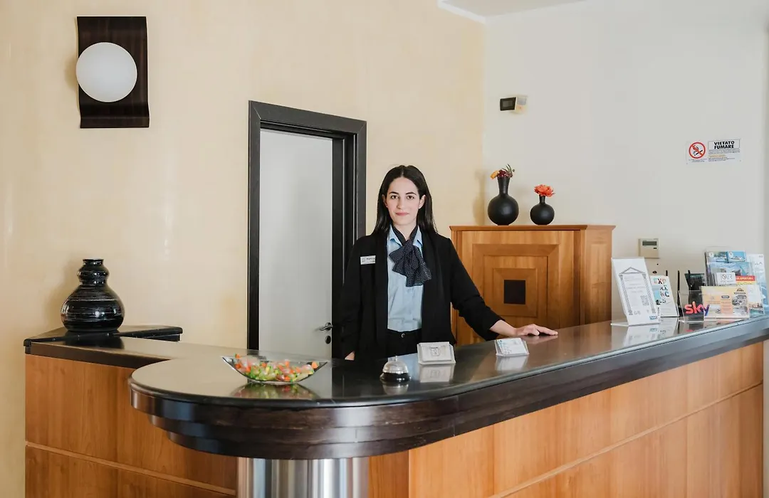 Cerri Hotel-1