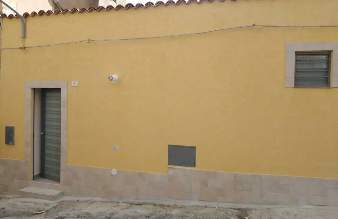 Locazione Turistica Domus Re-1