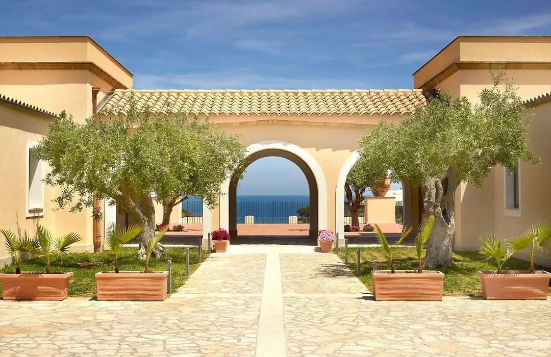 Hapimag Resort Cefalu-1
