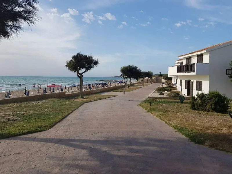 Kamarina Resort-1