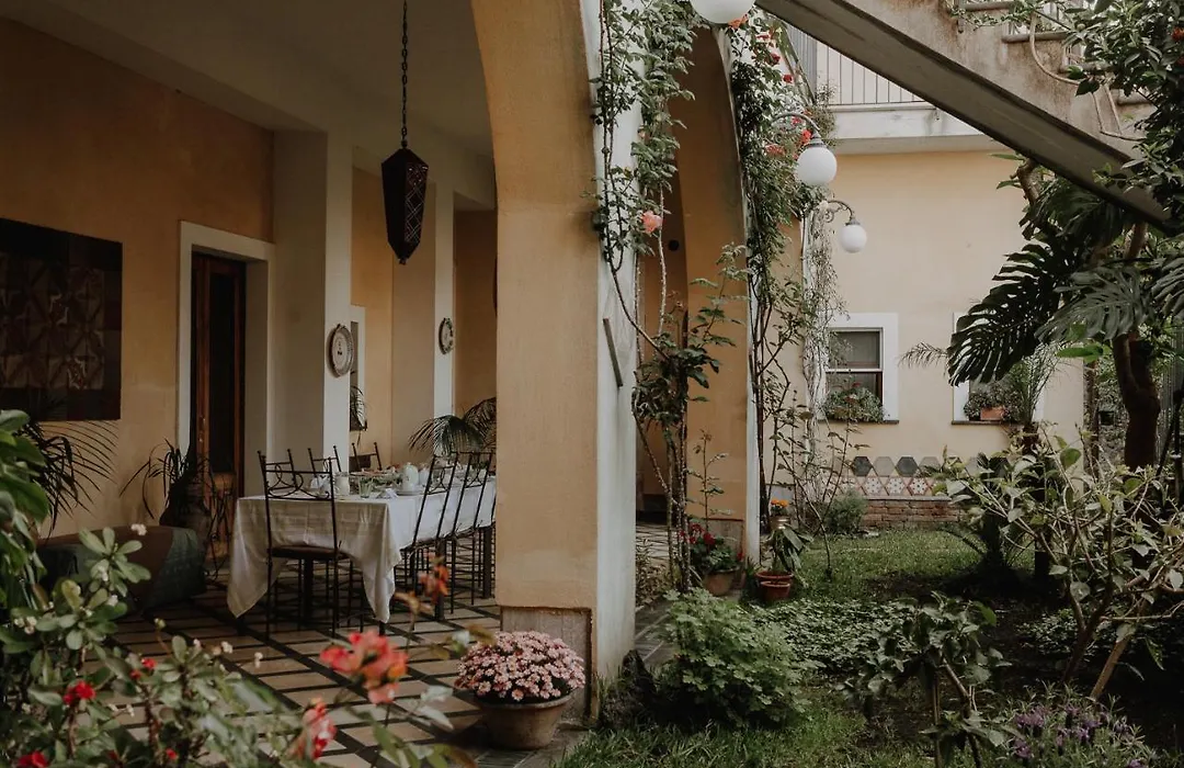 La Baronessa B&B-1