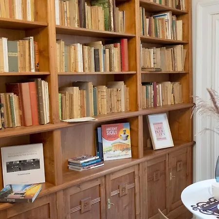 Sognalibro Bed&Books-3