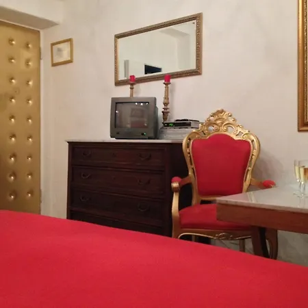 Isoco Guest House-3