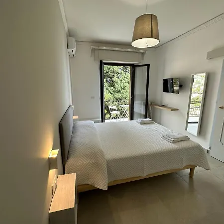 Mira Taormina Rooms-2