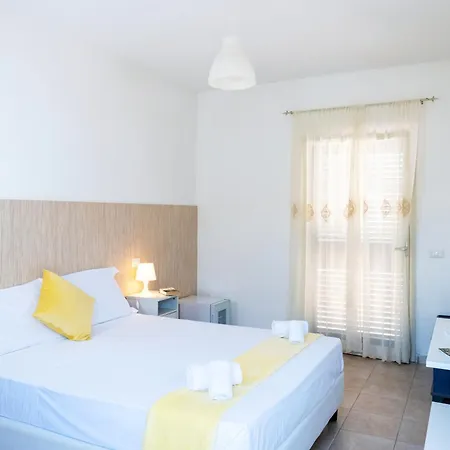 Hotel Aria Di Mare-3