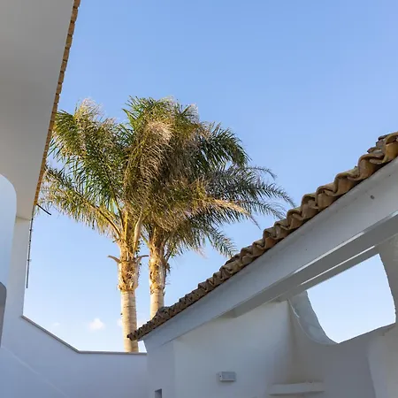 Villa Al Mare Guest House-2