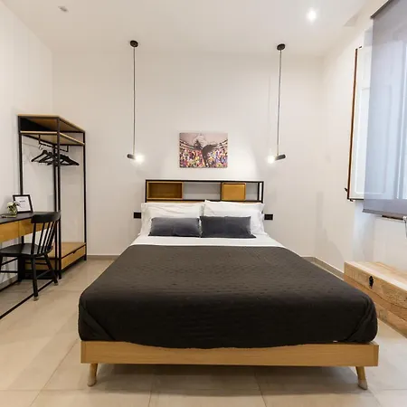 Bohemien Boutique Guesthouse-3