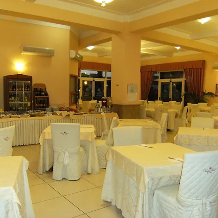 King'S House Hotel Resort-3