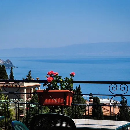 Hotel Condor-3