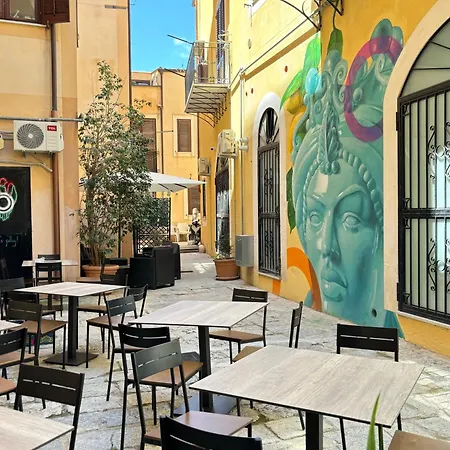 Cortile dei Giusti - Combo Guesthouse-2