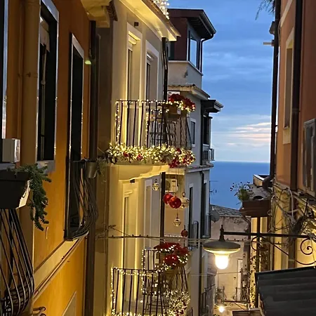Humboldt Luxury Rooms Taormina-3