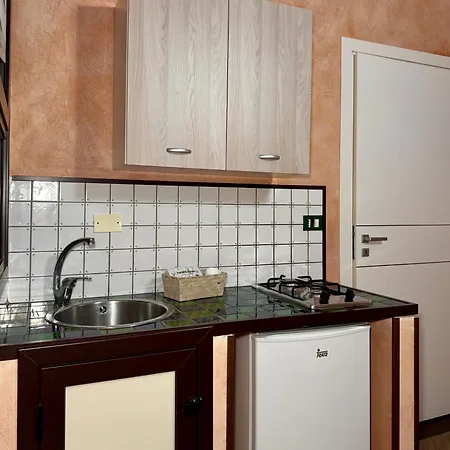 Summer Wind Apartments-3