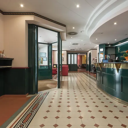 Hotel Montreal-2