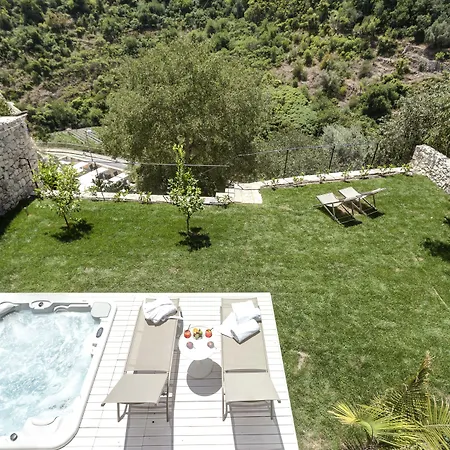 Locanda Don Serafino Historical Boutique Hotel-3