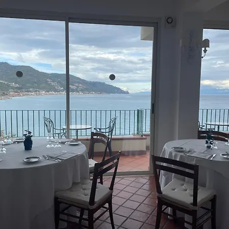 Bay Palace Mazzarò-3