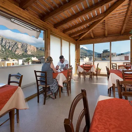 Hotel Halimeda-2