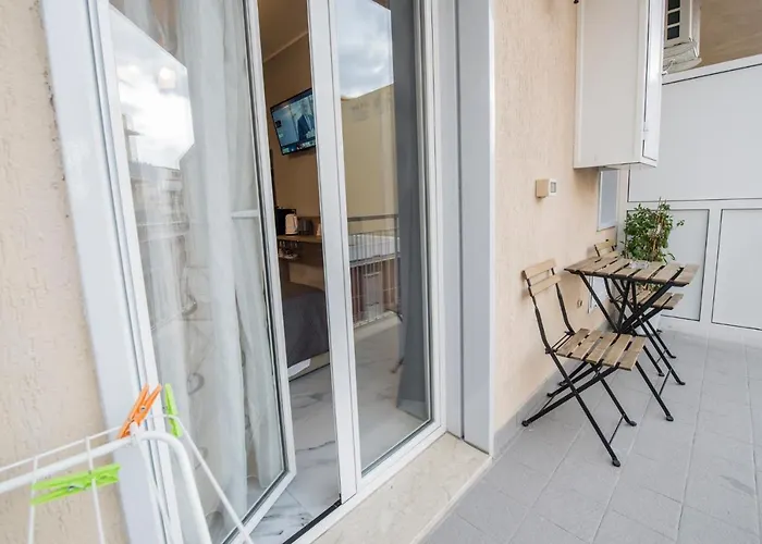 Eolian Port B&B