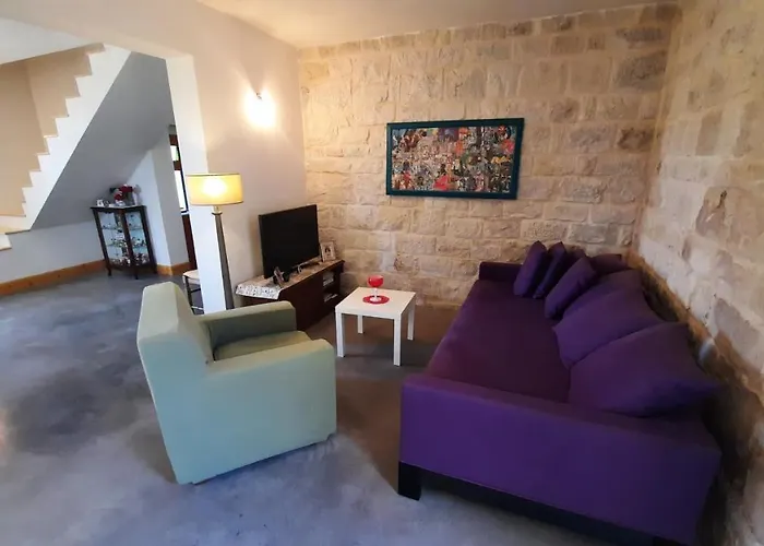 Landolina Guest House