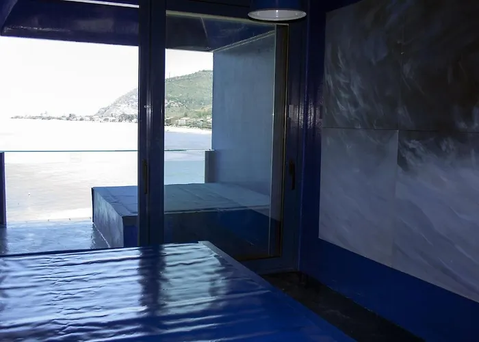 Museo Albergo D'Arte Contemporanea Atelier Sul Mare