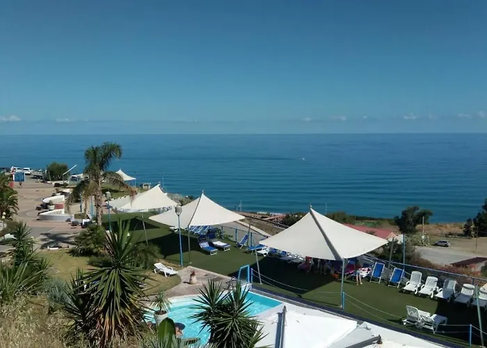 Tus'Hotel