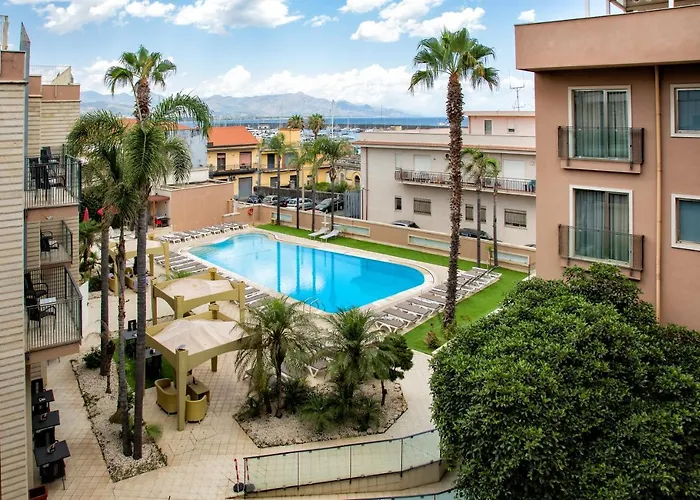 Grand Hotel Yachting Palace Riposto