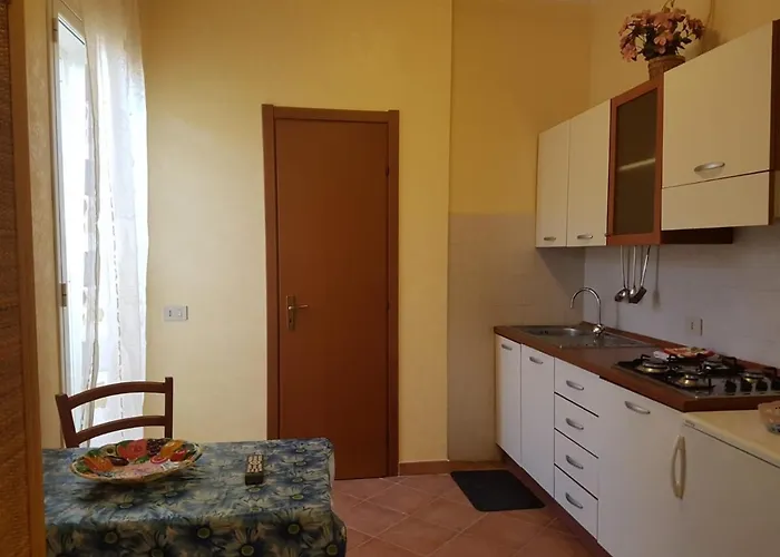 Monolocali in centro paese