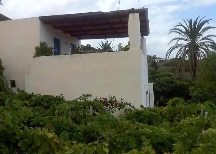 House Il Mandarino, Terrace Overlooking The Sea