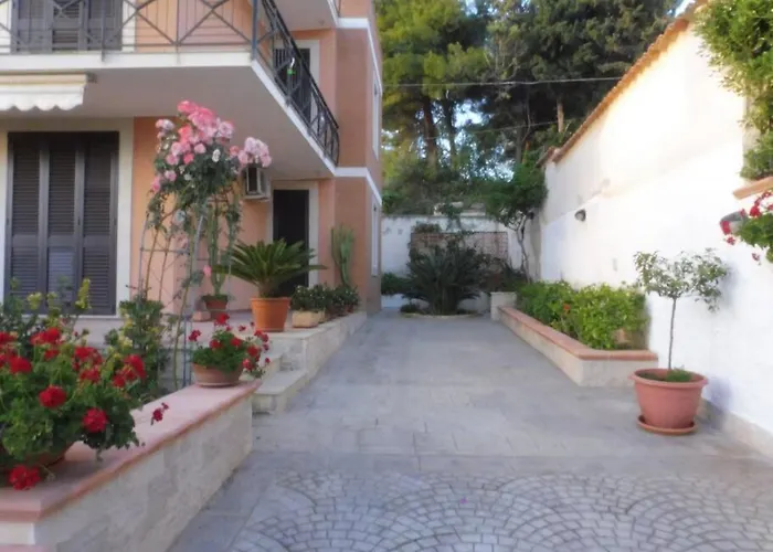 Appartamento in Villa a 100 metri dal mare