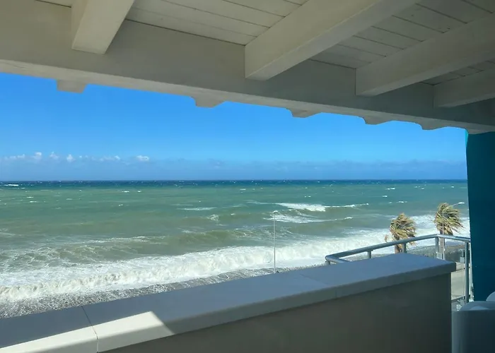 I MORI LUXORY APARTMENTS - Attico mansardato con incantevole vista mare