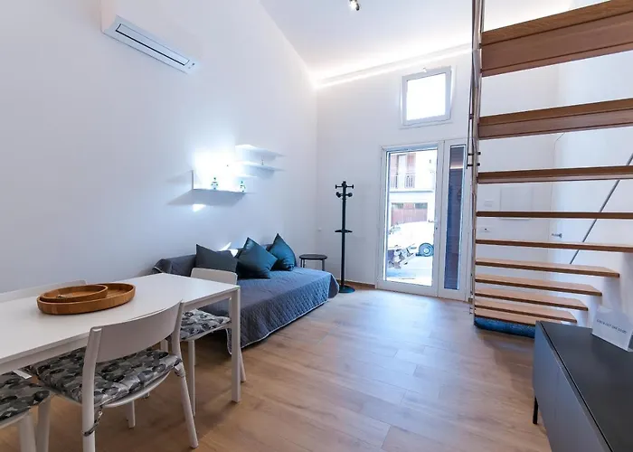White Home