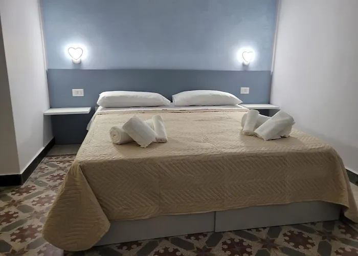 B&B Leon