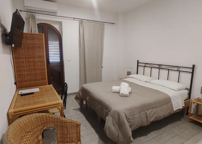 Hotel Faraglione