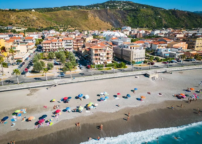 Residence L'Arcipelago Appartamenti Fronte Mare con Ampio Balcone