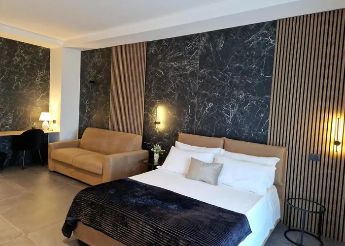 Sicily Milazzo SeaFront Rooms