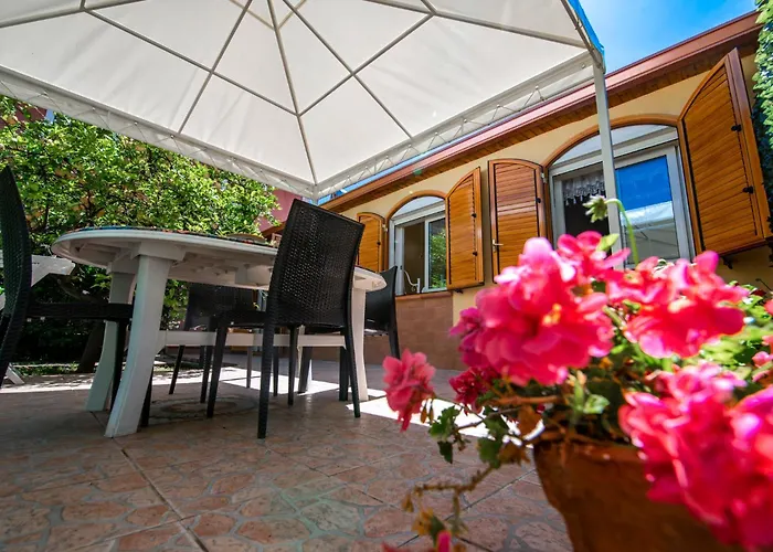 Villa del Papiro Charme Apartments