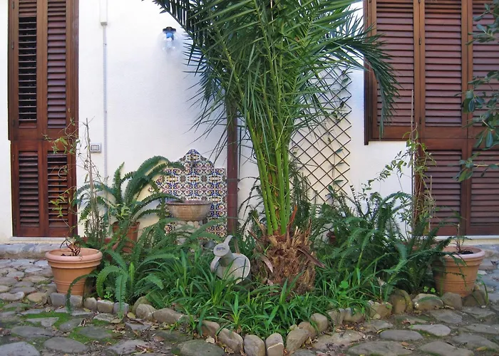 Lirma B&B Cefalu