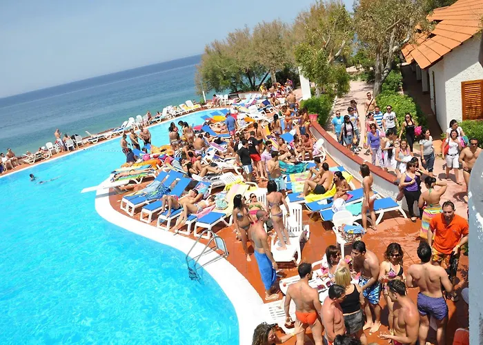 Th Gioiosa Mare - Capo Calava Village