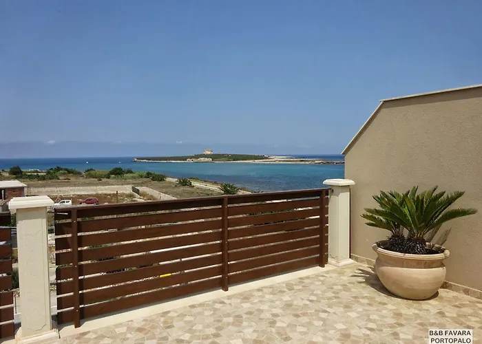 Favara Rooms
