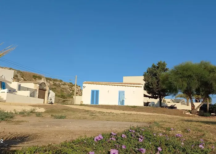 AbuNagia seaside villa garden