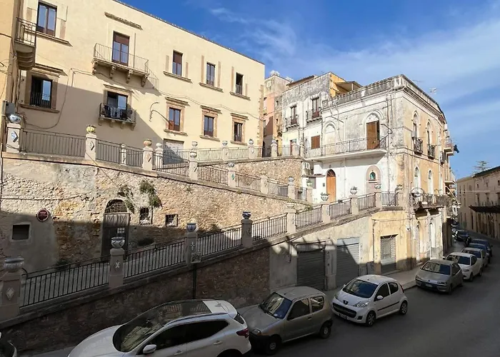 Le casette nel cortile