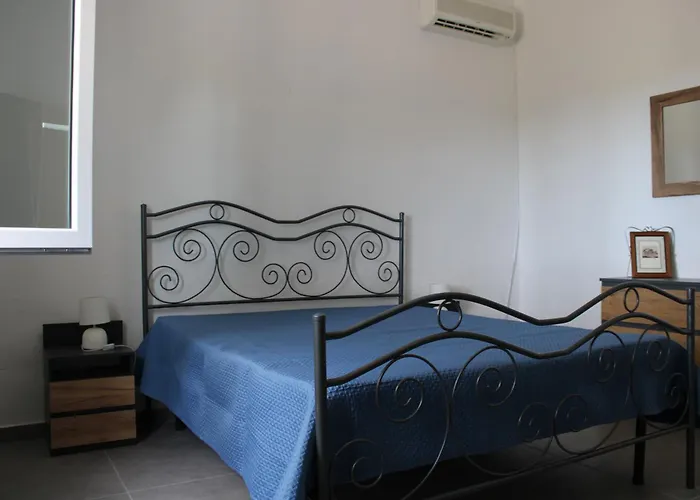 Casa Bouganville villetta tra le vigne e il mare