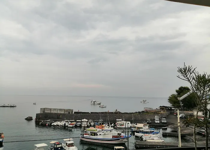 Acirealevacanze - Romantica Camera sul Mare