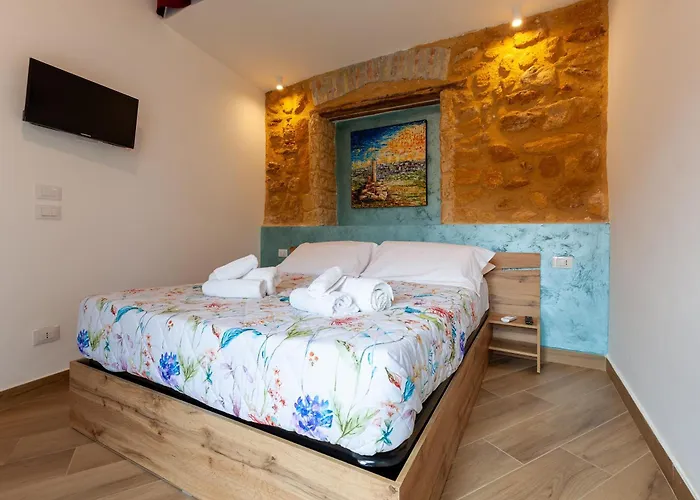Pasitea Rooms