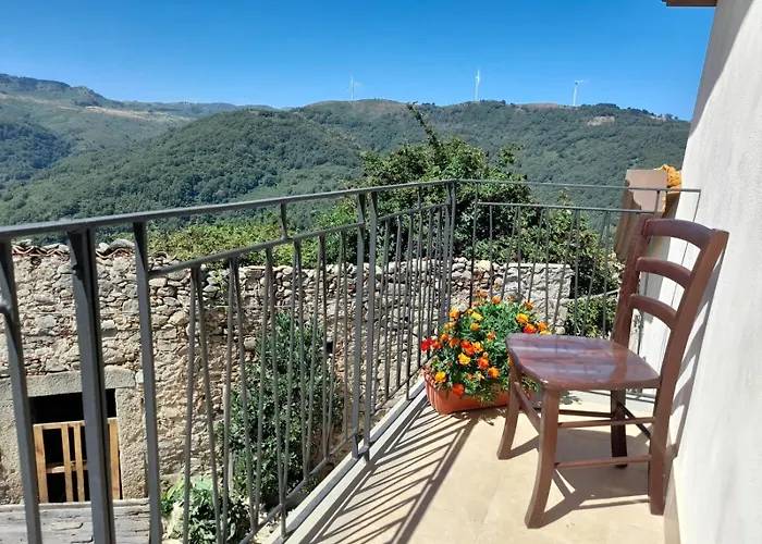 Albergo Diffuso Montalbano Borgo Antico - La Casetta del Vento