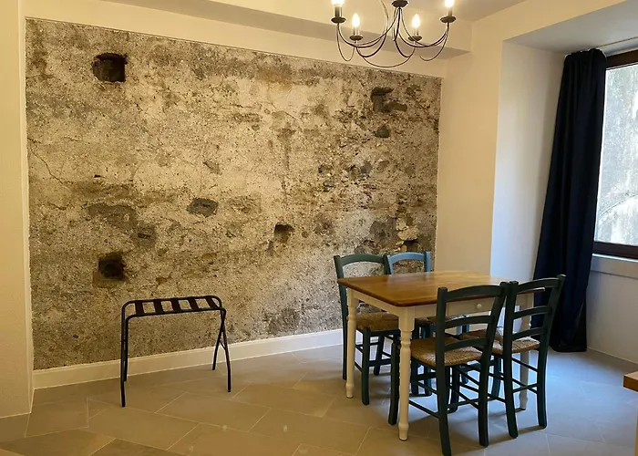 Castello D'Alcontres Guest House 3 stelle