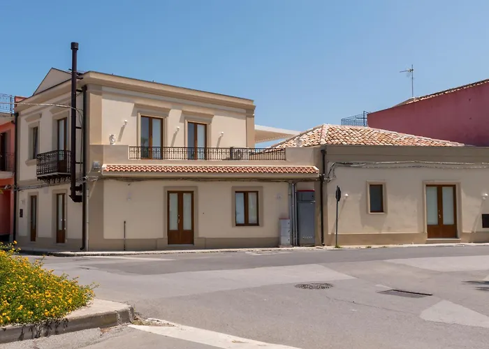 L 'Angolo dei Mori - The Loft Milazzo