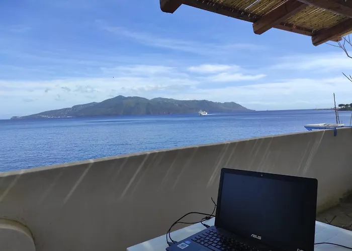 Aeolian Sea House