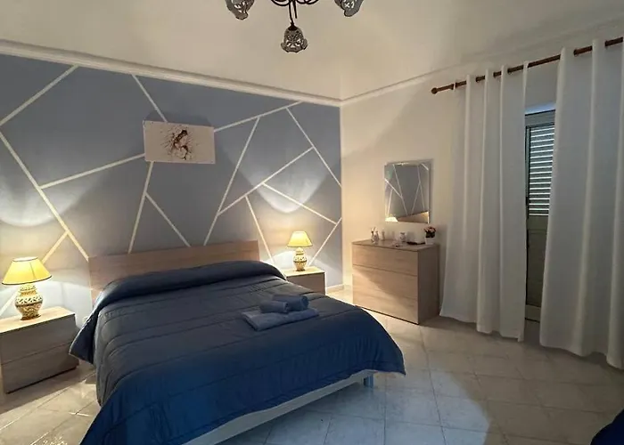 Sofi House