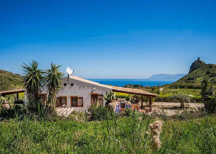 Villa Elena vicino la Riserva naturale dello Zingaro